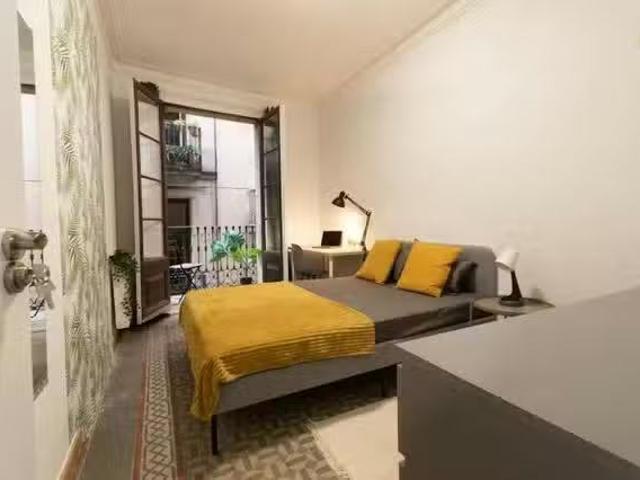 ¡Renta! Habitación en Carrer de la Freneria, Ciutat Vella