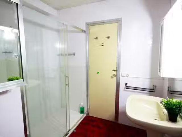 Bonito Habitación en Carrer de Sicília