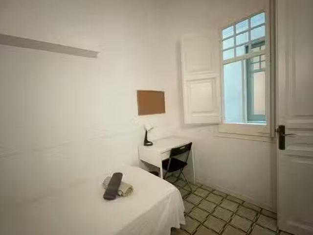 Único Habitación en Carrer del Bruc, L'Eixample