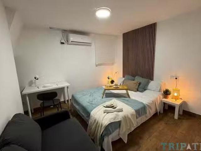 Bonito Habitación en Avenida Cerro de los Ángeles