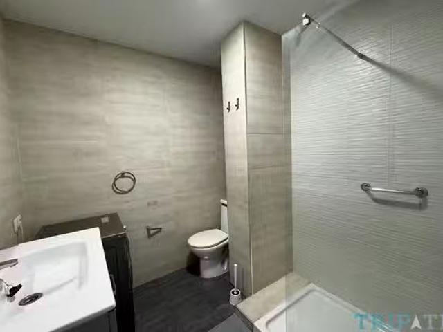 Bonito Habitación en Avenida Cerro de los Ángeles, Usera
