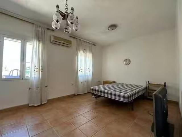 ¡Oferta! Habitación en Avenida de Andalucía, Cerrillo de Marac.