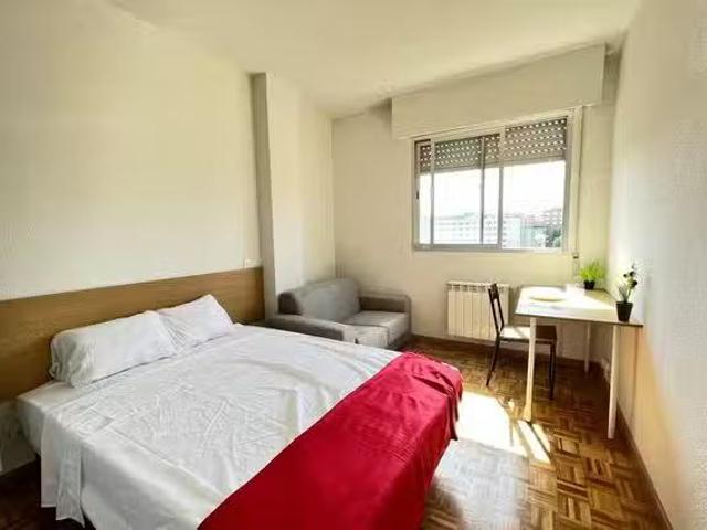 ¡Recién llegado! Habitación en Avenida de Brasilia, Guindalera