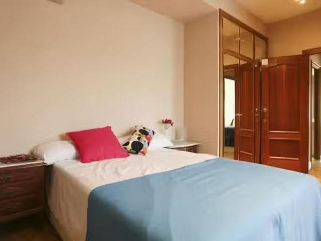 ¡Renta! Habitación en Paseo de la Castellana, Tetuán