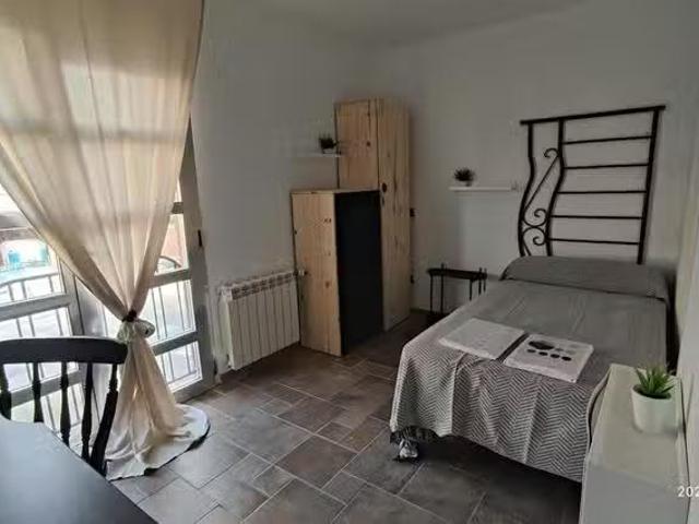¡Renta! Habitación en Paseo Salle