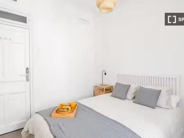 Único Habitación en piso compartido en alquiler en Arapiles, M.