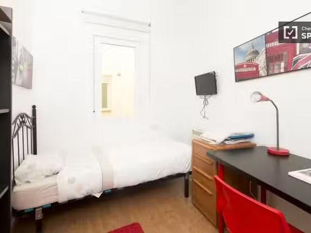 Encantador Habitación en piso compartido en alquiler en Palaci.