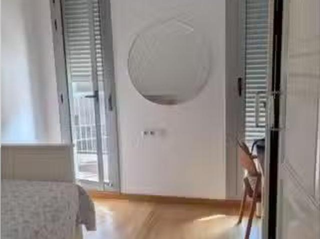 ¡Recién llegado! Habitación en piso compartido en sant cugat d.