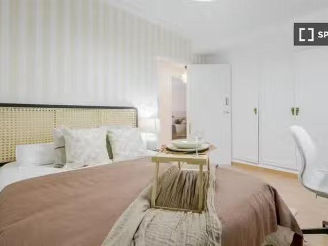 Barato Habitación en piso compartido en Trafalgar, Madrid