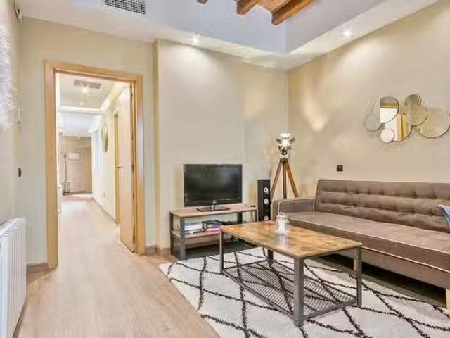 ¡En alquiler! Piso de 3 habitaciones en Barcelona