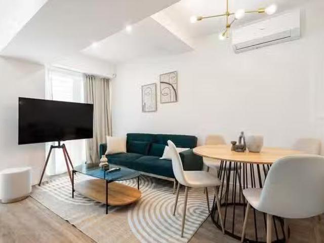 ¡Recién llegado! Piso de 1 habitación en Madrid