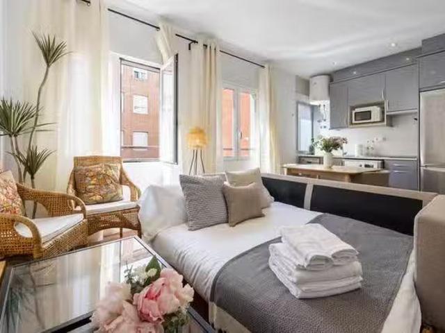 Bonito Piso de 1 habitación en Madrid