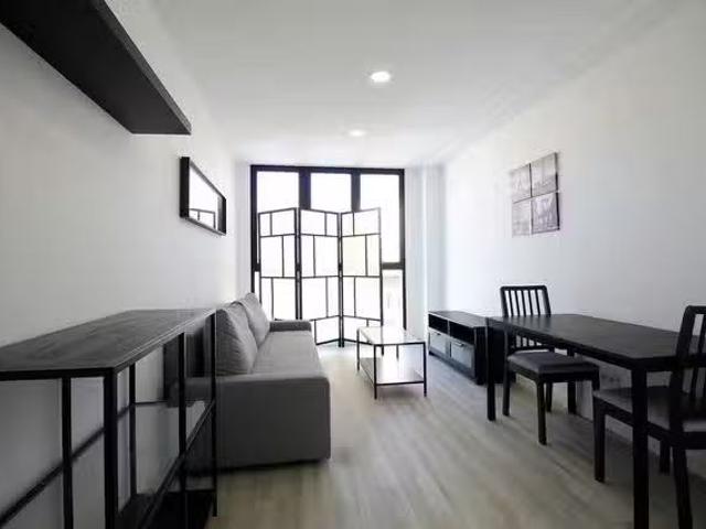 Nuevo Piso de 1 habitación en Calle Monederos