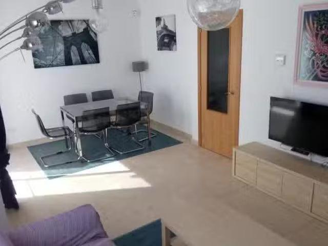 ¡Renta! Piso de 1 habitación en Calle Oropéndola