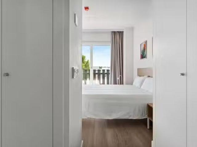 ¡Oferta! Piso de 1 habitación en Calle de José Antonio Rebolle.