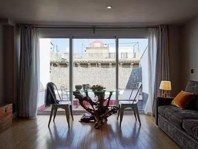 Bonito Piso de 1 habitación en Carrer Ample