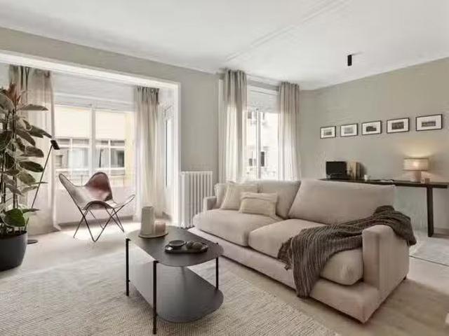 Barato Piso de 1 habitación en Carrer de Copèrnic