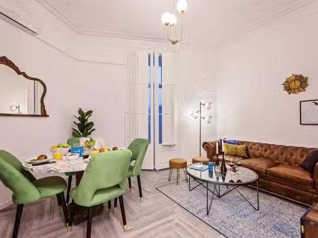 Único Piso de 1 habitación en Carrer de la Diputació
