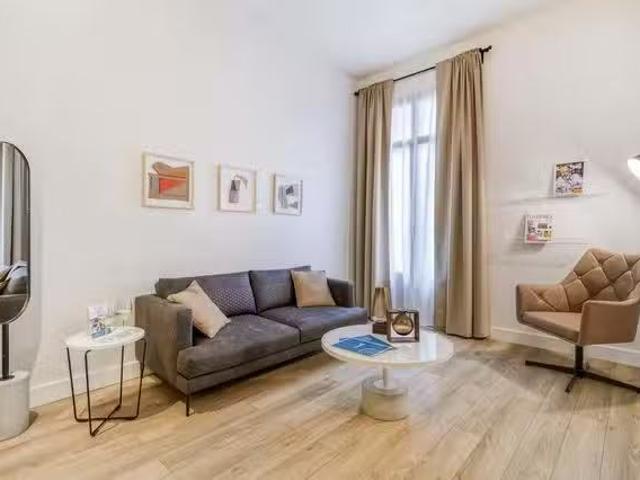 Encantador Piso de 1 habitación en Carrer de Sepúlveda