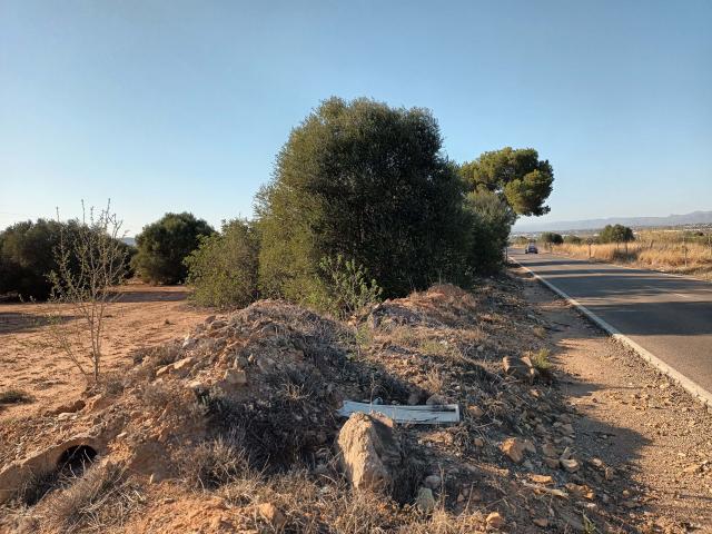 Venta de 3 Suelos Urbanizables Residenciales en Sendero GALLIPONT, POLIGONO 22, PARCELA 114 Nº 22, PARCELA 114 Pobla de Vallbona la Valencia/València
