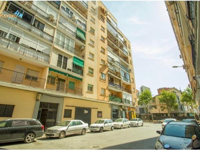 Encantador piso exterior en María Auxiliadora, Badajoz ¡Tu nuevo hogar te espera!