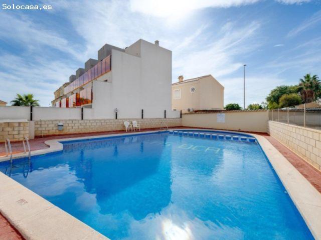 ENCANTADORA VILLA INDEPENDIENTE CON VISTAS AL MAR EN LOMAS DE DON JUAN