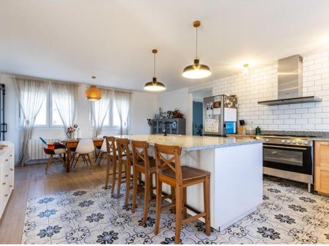 ENCANTADORA VIVIENDA EN FINCA RUSTICA EN SENTMENAT