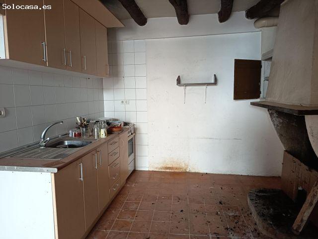 Encantadora Casa Adosada en García, Tarragona Oportunidad Única