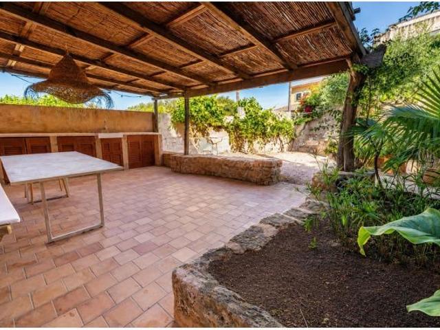 Encantadora casa con patio y terraza en alquiler en Ses Salines