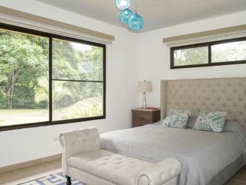 Encantadora casa de montaña de dos dormitorios en venta en Altos del Maria | 2 recámaras por 220000.00 en Altos del María