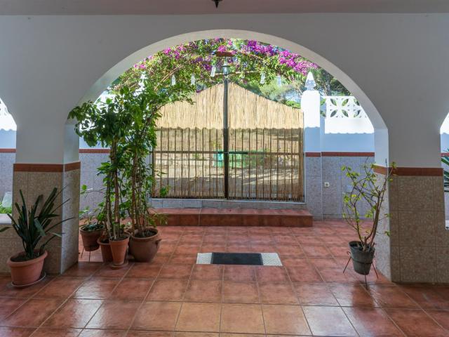 Encantadora casa de campo con piscina y apartamento independ. 260m² Bonares