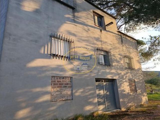 Encantadora Casa de Campo en Ontinyent Oportunidad Única