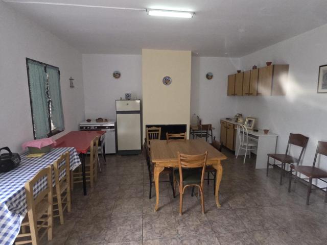 Encantadora Casa de Campo en Jabalcuz, Jaén Ideal para Escapar del Estrés