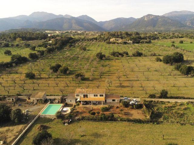 Encantadora Casa de Campo en Selva con Amplias Vistas