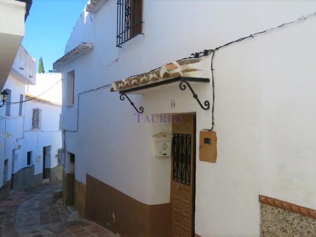 Encantadora casa de pueblo en un lugar codiciado, cerca de l. 108m² Comares