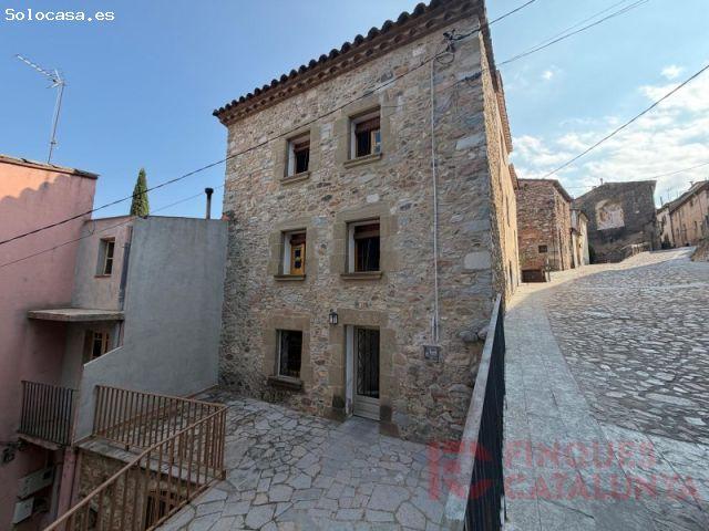 Encantadora casa de poble a Anglès