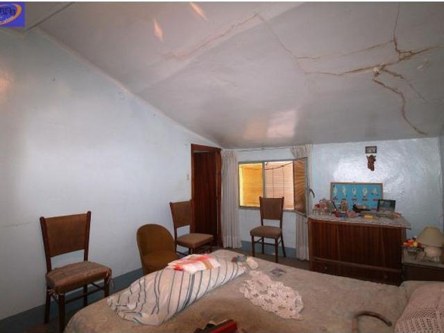 Encantadora Casa en Utiel a un Precio Imperdible: ¡Solo €35,000!