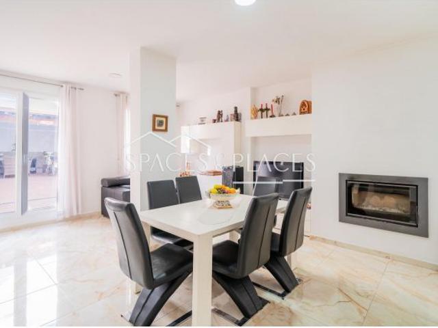 Encantadora casa en venta de pueblo en Rocafort