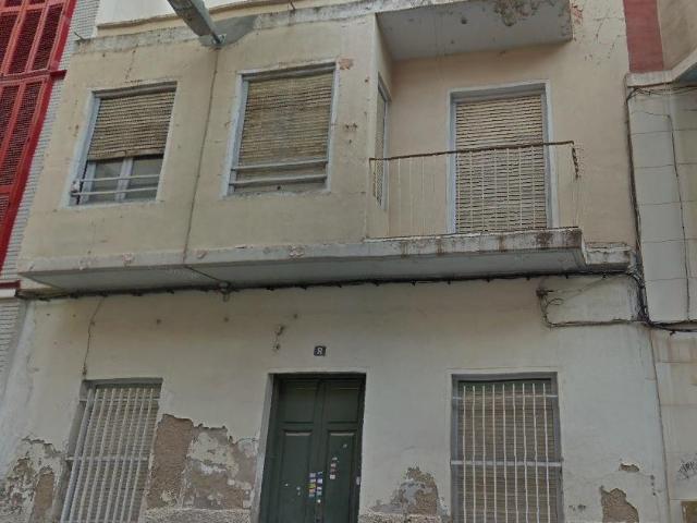 Encantadora casa solar de estilo antiguo, ideal para reforma. 100m² Elche