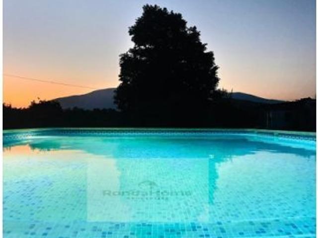 Encantadora finca ecuestre con licencia OCA, piscina y 3.000 m² de terreno en