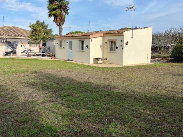 Finca Multivivienda con Alta Rentabilidad en Venta la Raya