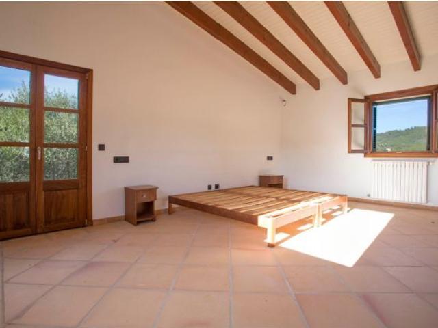 ENCANTADORA FINCA RÚSTICA DENTRO DE UN PRECIOSO ENTORNO NATURAL EN ESTABLIMENTS