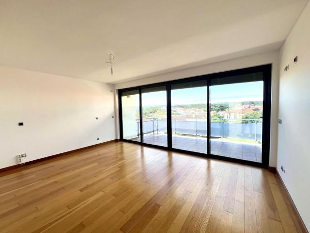Encantadora moradia com vista mar na Malveira da Serra
