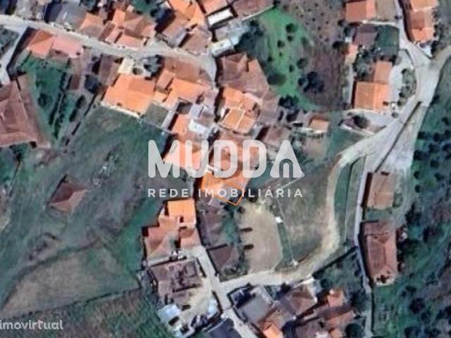 Encantadora Moradia com Vista para Vinhas em Soutelo do Douro