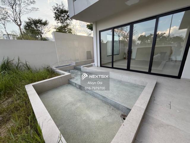Encorp Marina 高楼公寓 703sqft【Studio 1厕】全家私️ 拎包入住‼️2个车位 位于Puteri Harbour环境舒服又有发展潜力，适合投资或自住 RM450K