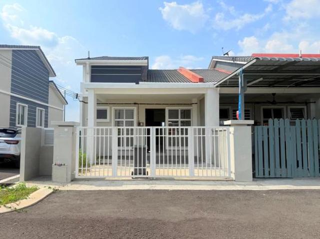 End Lot1 Tingkat Taman Redani Juasseh