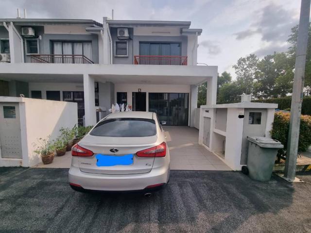 END LOT2 Storey Terrace Diamond City Semenyih
