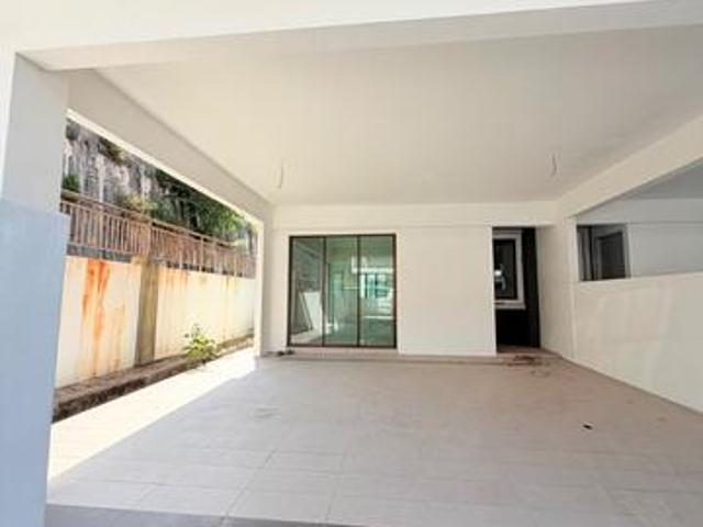 End Lot New Unit Cheap Terrace 2 Storey