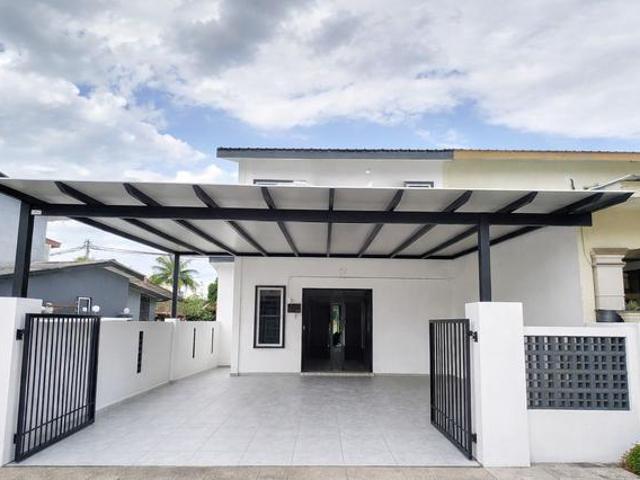 End Lot Nice 2 Storey House Taman Sri Tanjung Semenyih