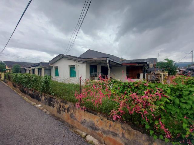 END LOT ADA TANAH TEPI Teres 1 Tingkat Lembah Keramat